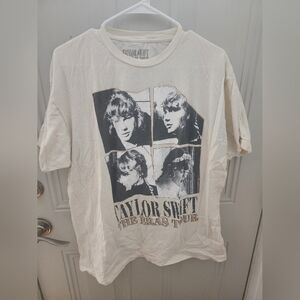 Taylor Swift Cream Tour Tee